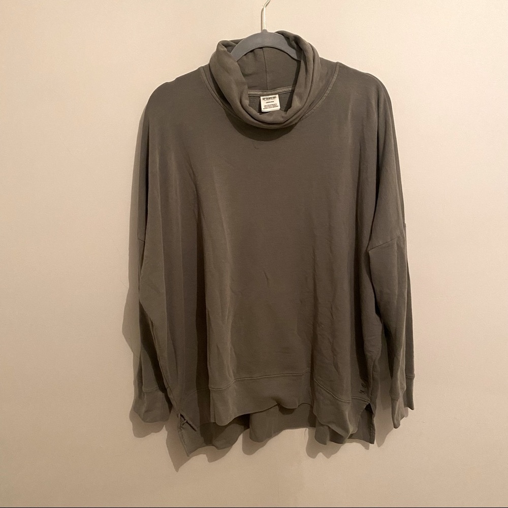 VS PINK olive green oversized turtleneck legging tunic pullover | size large